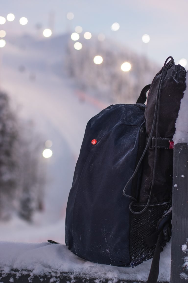 Essential Snowboarding Gear Items You Need to Have Before Hitting the Slopes