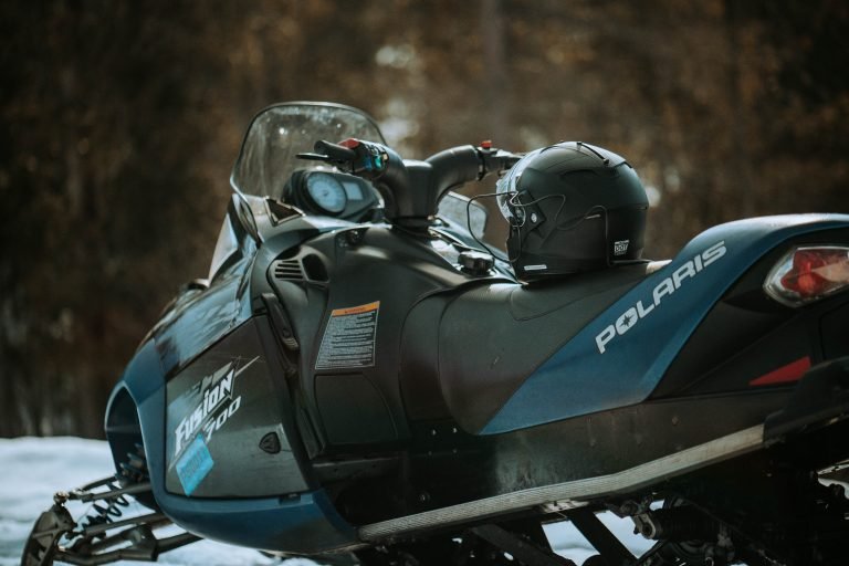 The Best Snowmobiling Accessories You Can’t Live Without